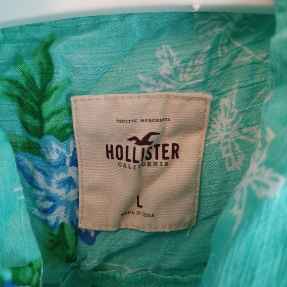 Hollister Crop top with tie - Picture 4 of 4